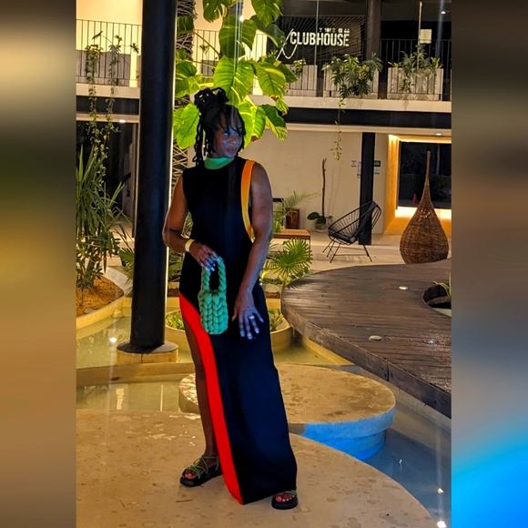 Dancehall Dress - Picture 2 of 3